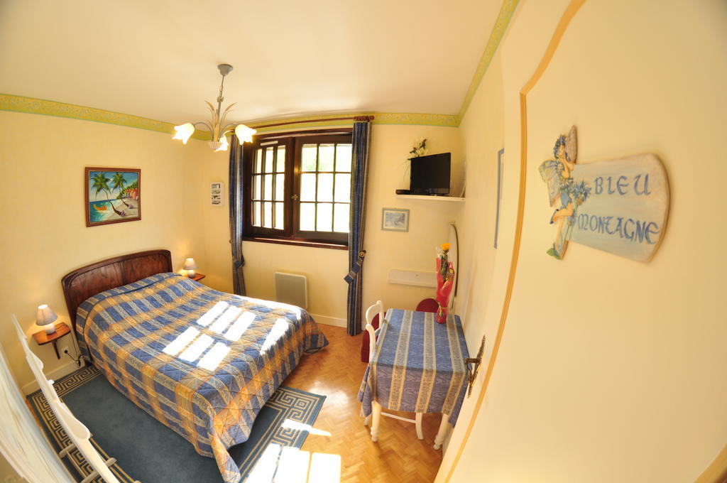 Hotel-Logis La Coraline Gannat Δωμάτιο φωτογραφία