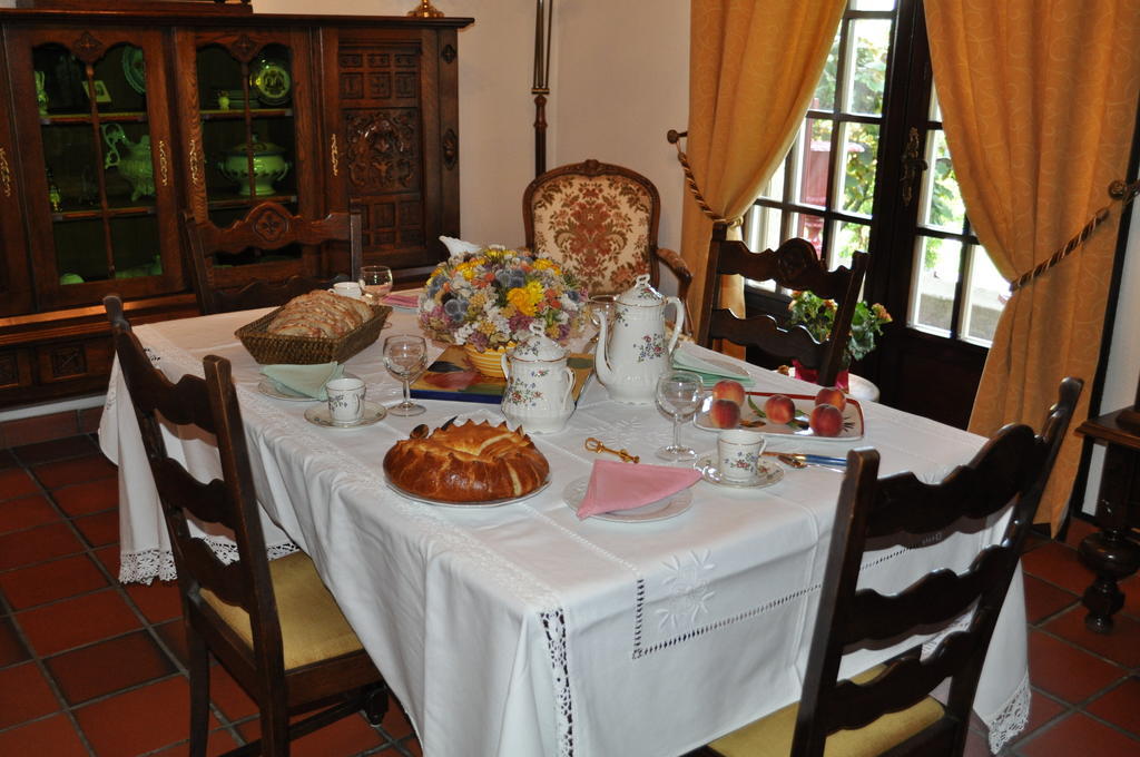 Hotel-Logis La Coraline Gannat Δωμάτιο φωτογραφία