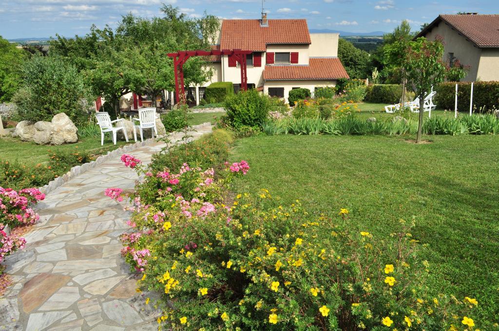 Hotel-Logis La Coraline Gannat Δωμάτιο φωτογραφία